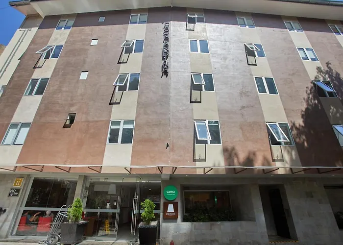 Casa Andina Standard Hotel